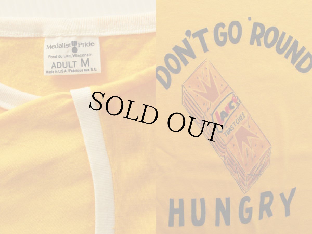 画像3: デッドストック★70s USA製 染み込みプリント Tシャツ 黄 M (3)