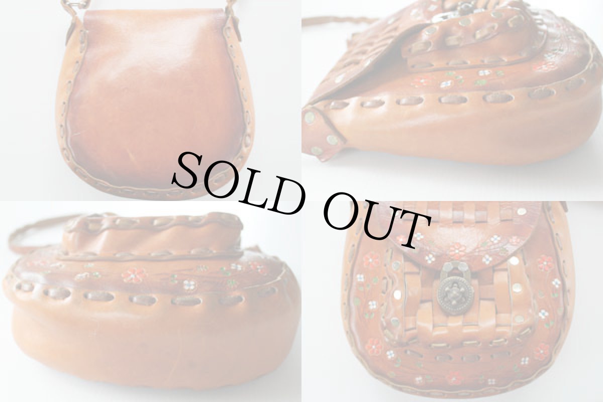 画像2: 70s 花柄 カービング ペイント レザー ショルダーバッグ (2)