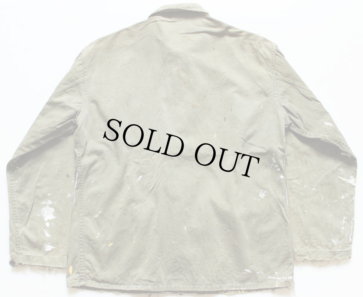 画像2: 40s 米軍 U.S.ARMY M-41 月桂樹ボタン コットンツイル ユーティリティジャケット ボロ ペンキ飛び (2)