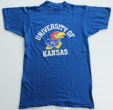 画像2: 80s USA製 Collegiate Pacific KU カラーフロッキープリントTシャツ 青 M (2)