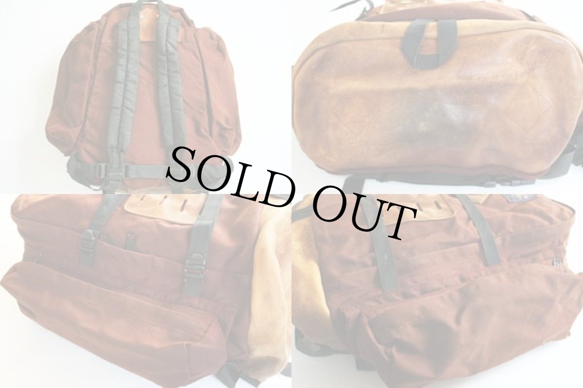 画像2: 90s USA製 JANSPORTジャンスポーツ ウィークエンド ボトムレザー  リュックサック 茶 (2)