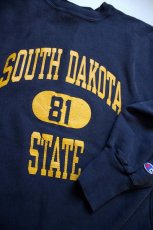 画像2: 90s USA製 Championチャンピオン SOUTH DAKOTA 81 STATE 三段中抜き リバースウィーブ スウェット 紺 XL (2)