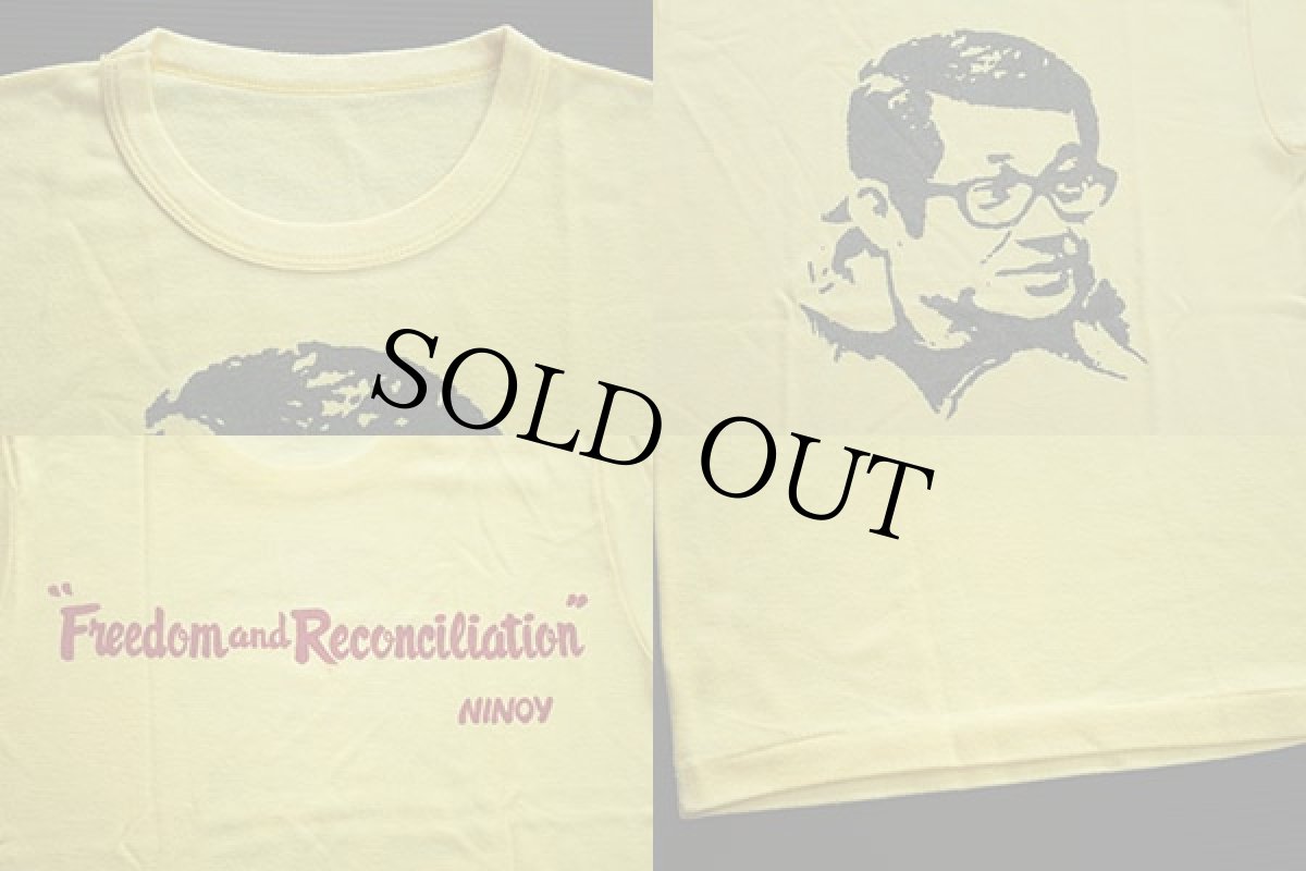 画像3: 70's ニノイ アキノ 染み込みプリントTシャツ 黄 (3)