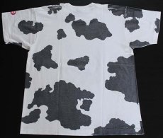 画像2: 90s USA製 牛柄 オールオーバープリント Tシャツ 白x黒 L (2)