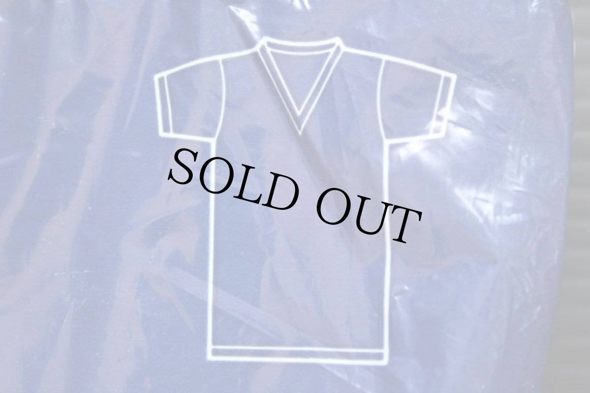 画像2: デッドストック★80s USA製 BVD 無地 Vネック コットンTシャツ 白 M 3パック (2)