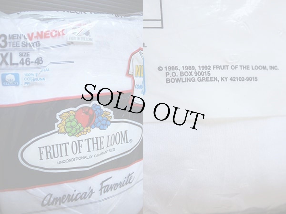 画像3: デッドストック★90s USA製 FRUIT OF THE LOOM Vネック コットンTシャツ 白 XL 3パック (3)