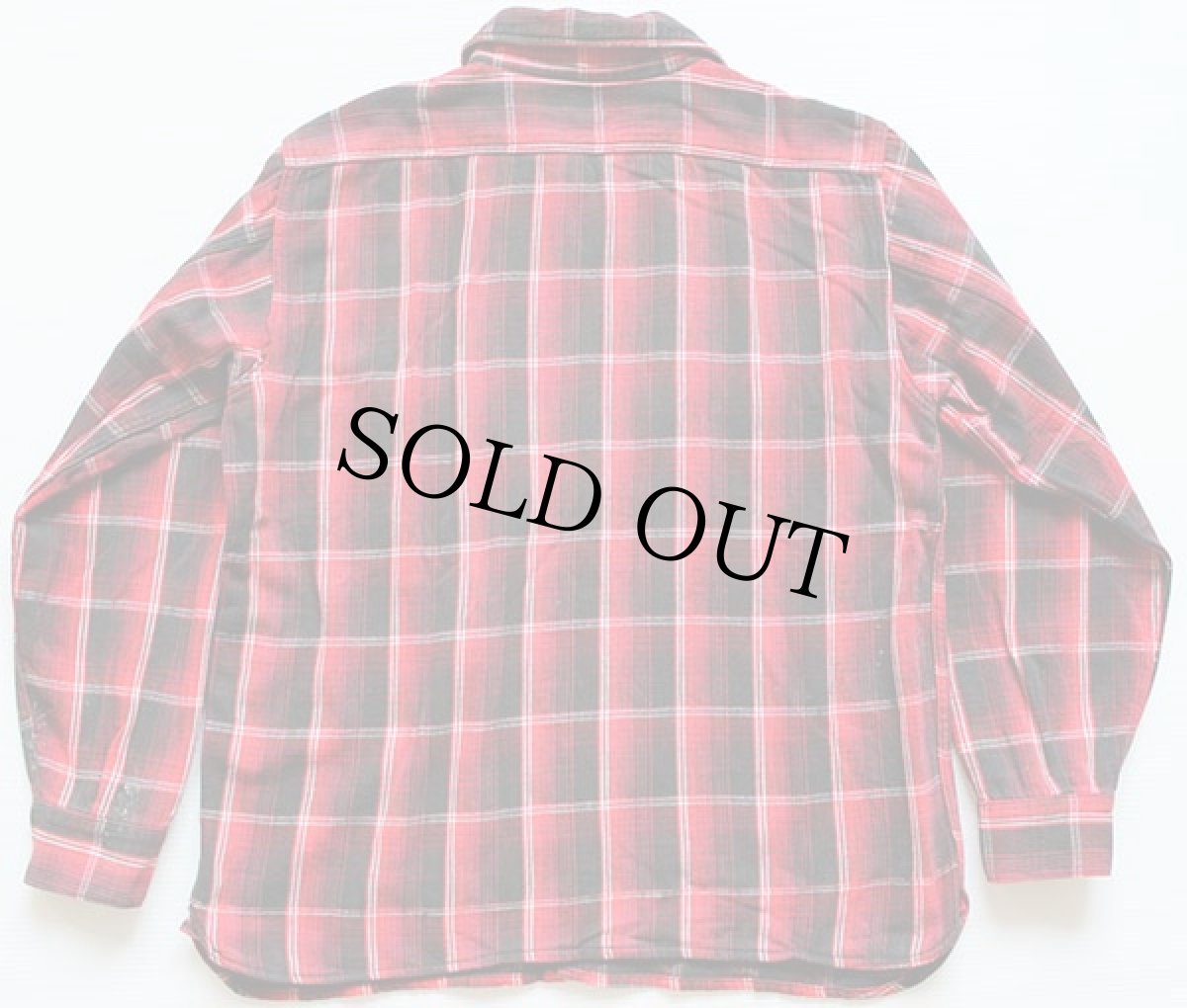 画像2: 60s UNKNOWN チェック マチ付き コットン フランネルシャツ 赤×黒 (2)