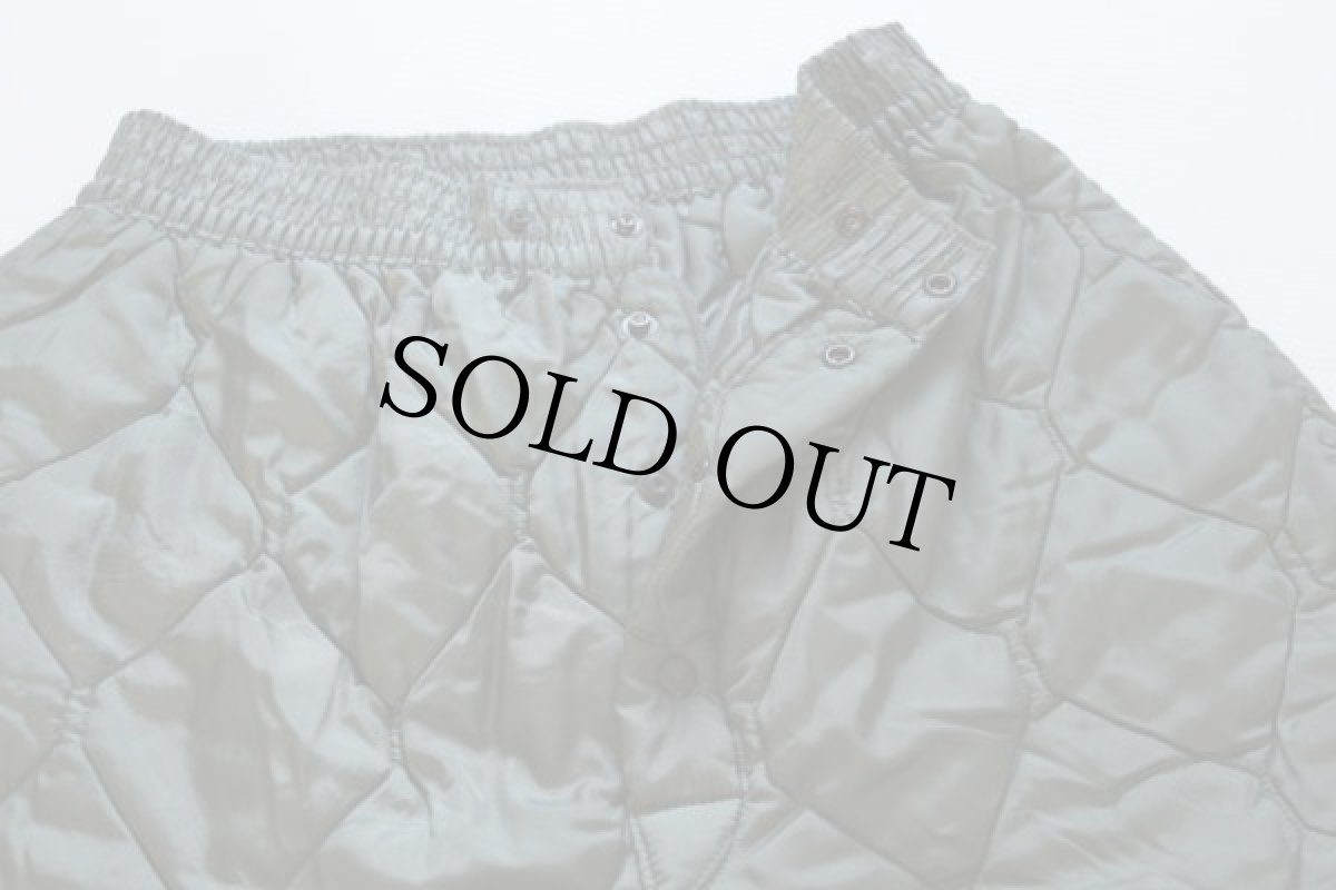 画像2: 60s 米軍 USAF CWU-9/P ナイロン キルティング ライナーパンツ 初期型 セージグリーン M (2)