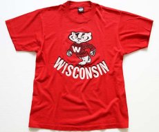 画像1: 90s USA製 WISCONSIN バッキー Tシャツ 赤 L (1)