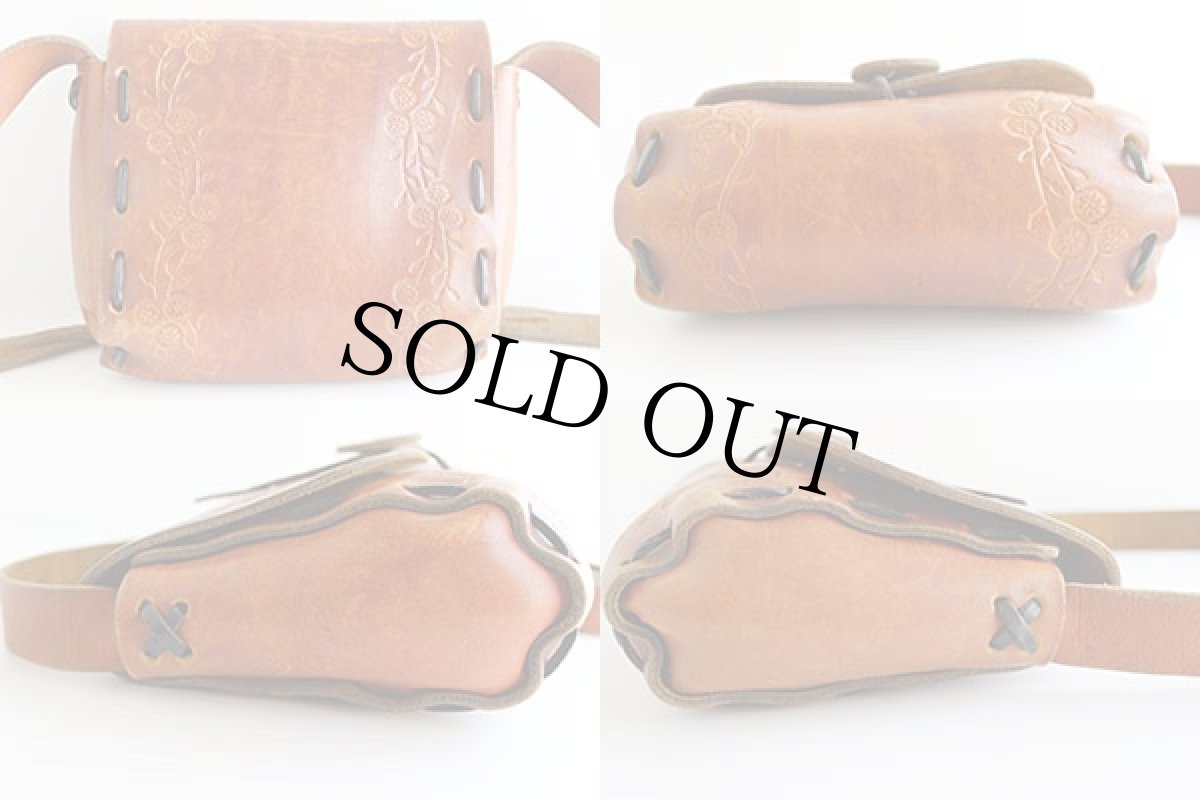 画像2: 70s 花柄 カービング レザー ショルダーバッグ 茶 (2)