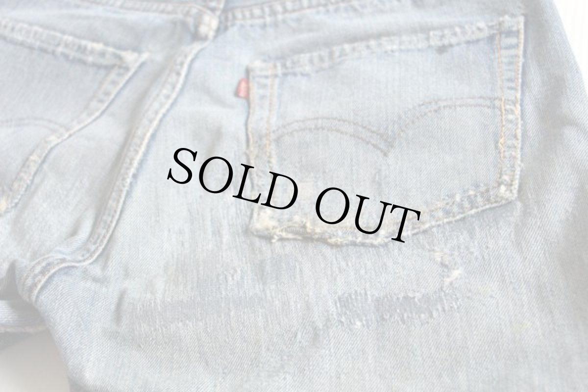 画像7: 60s LEVI'Sリーバイス 501 BIGE デニムパンツ ボロ W28 (7)
