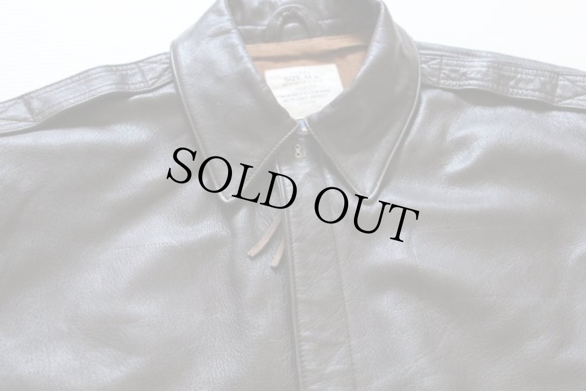 画像3: 90s USA製 AVIREXアヴィレックス A-2 フライト レザージャケット 44R (3)