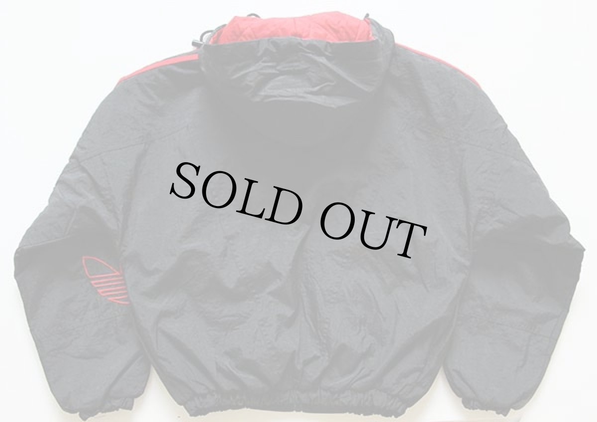 画像2: 90s adidasアディダス トレフォイル ロゴ刺繍 キルティングライナー ナイロンパーカー 黒×赤 S (2)