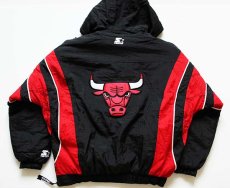 画像2: 00s STARTERスターター NBA BULLS シカゴ ブルズ 中綿入り ナイロンパーカー L (2)