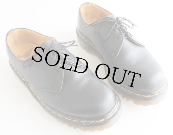 DR. MARTENS 3ホール UK4