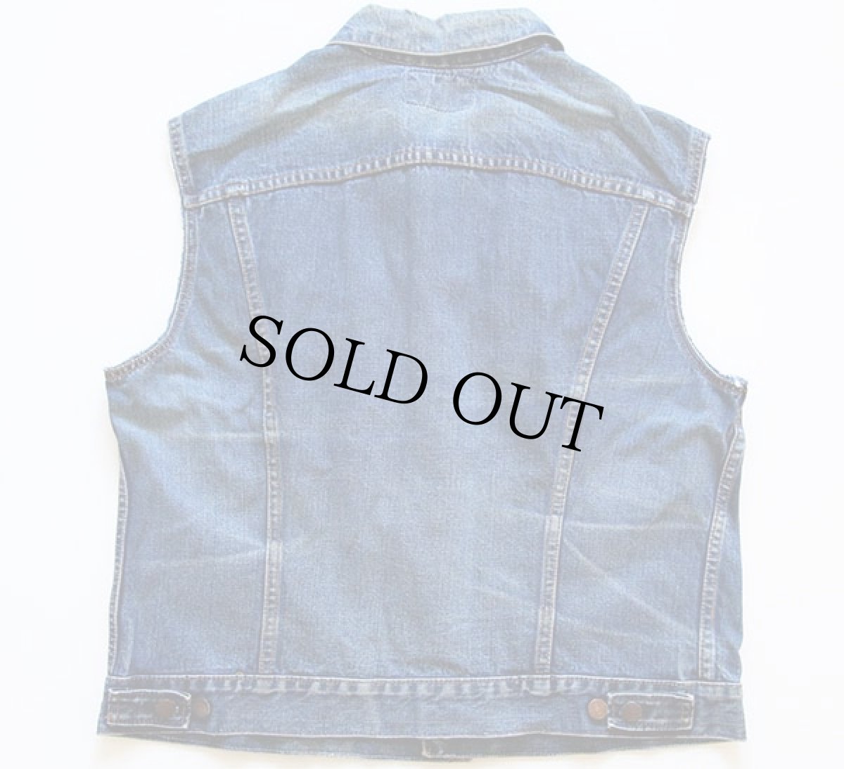 画像2: 60s USA製 LEVI'Sリーバイス 70505 BIGE カットオフ デニムベスト (2)