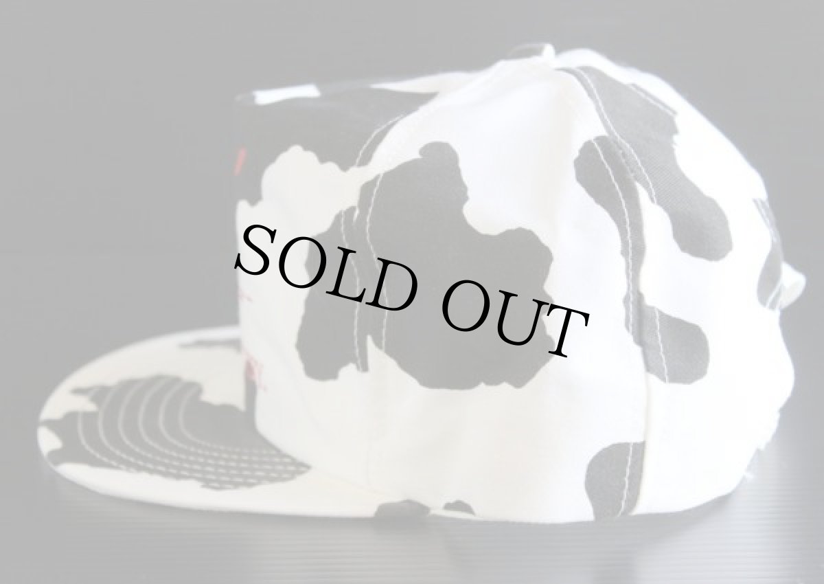 画像2: デッドストック★90s USA製 HOOSIER LOTTERY 牛柄 キャップ 白×黒 (2)