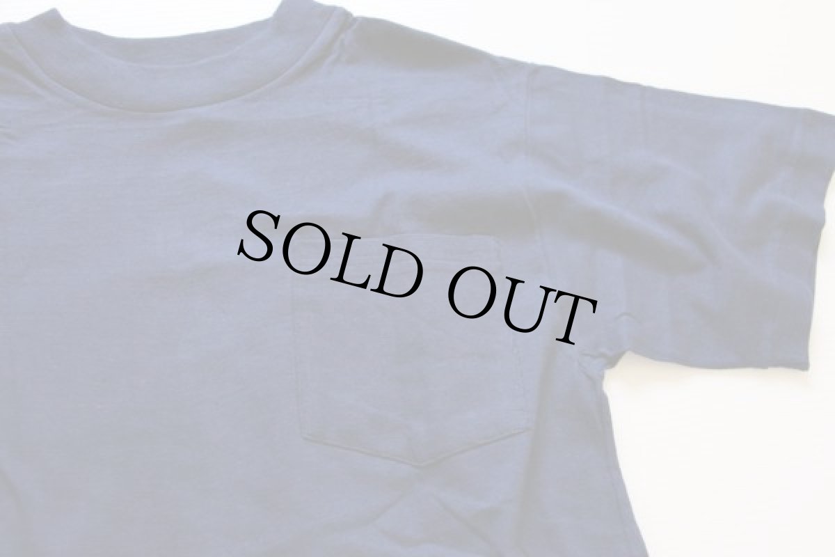 画像2: デッドストック★80s USA製 CAMEL キャメル アイロンプリント コットン ポケットTシャツ 紺 M (2)