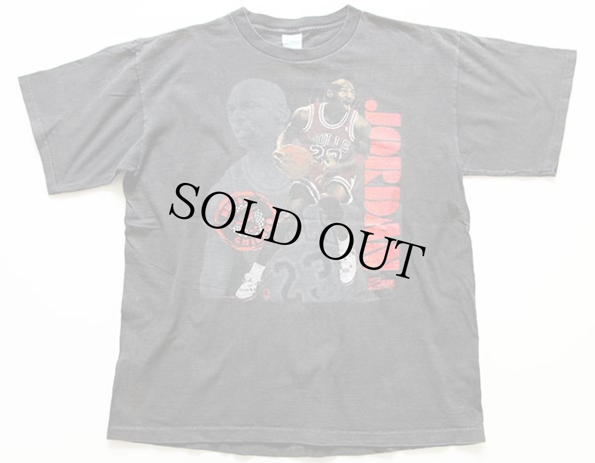 画像2: 90s USA製 SALEM BULLS シカゴ ブルズ ジョーダン コットンTシャツ 炭黒 XL (2)