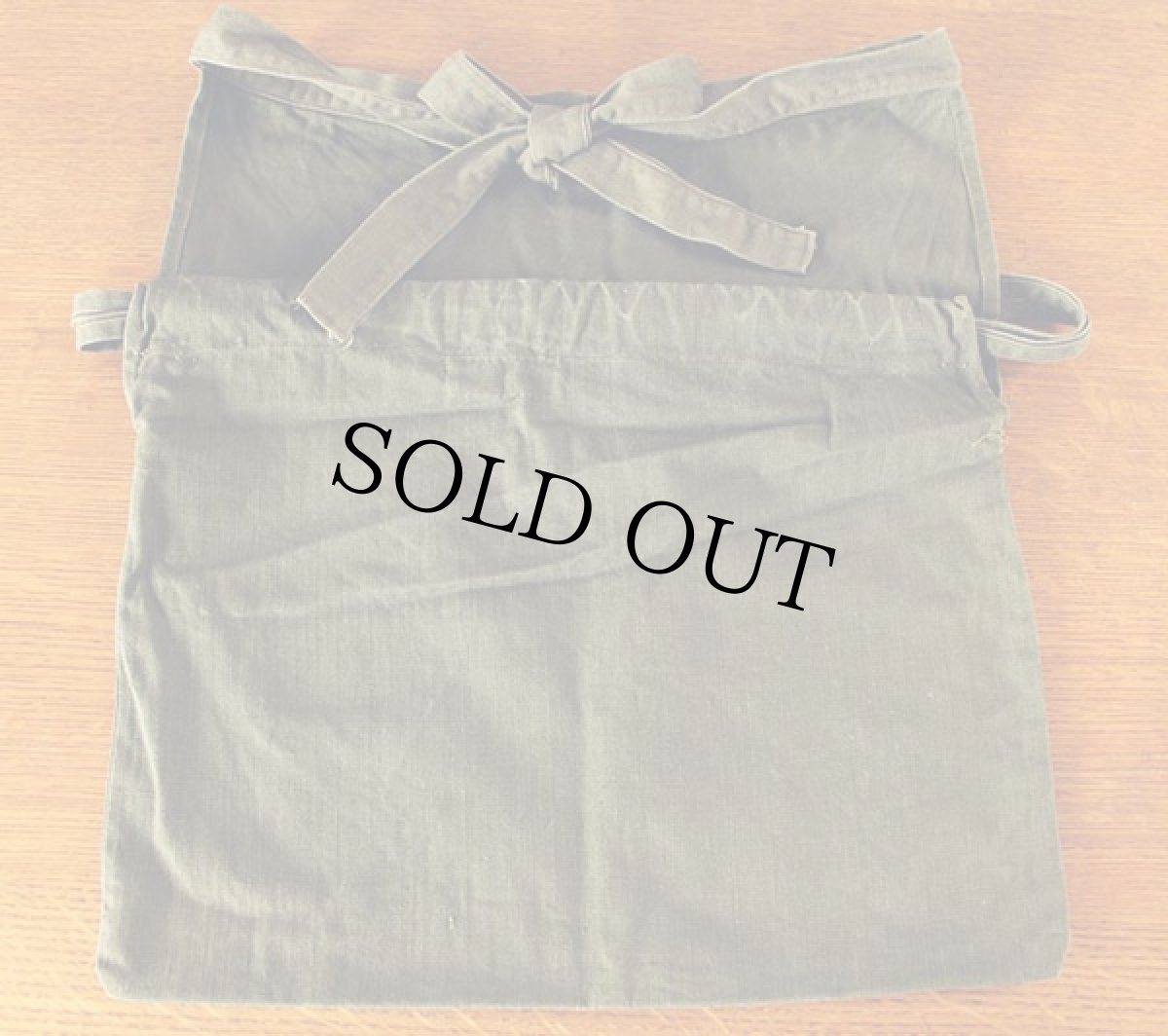 画像2: 40s AMERICAN RED CROSS HBT ヘリンボーンツイル エプロン バッグ オリーブ (2)