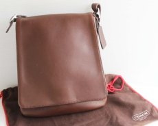 画像1: USA製 COACH オールド コーチ レザー ショルダーバッグ 焦げ茶★9408 (1)