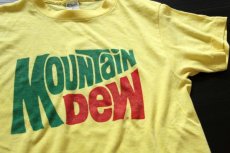 画像1: 80s USA製 Mountain Dew マウンテンデュー Tシャツ 黄 M (1)