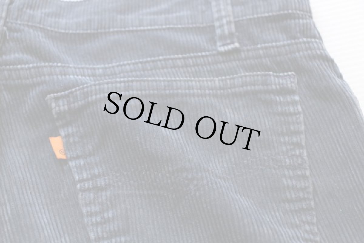 画像2: 90s USA製 Levi'sリーバイス 550 太畝 コーデュロイパンツ 紺 w33 L32 (2)