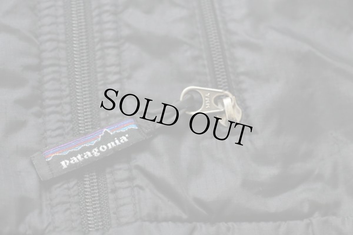 画像5: 90s USA製 patagoniaパタゴニア ナイロン パフボールベスト 黒 S (5)