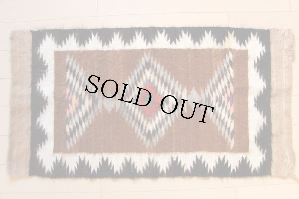 画像2: フォークロア柄 アルパカ混 ラグ マット (2)