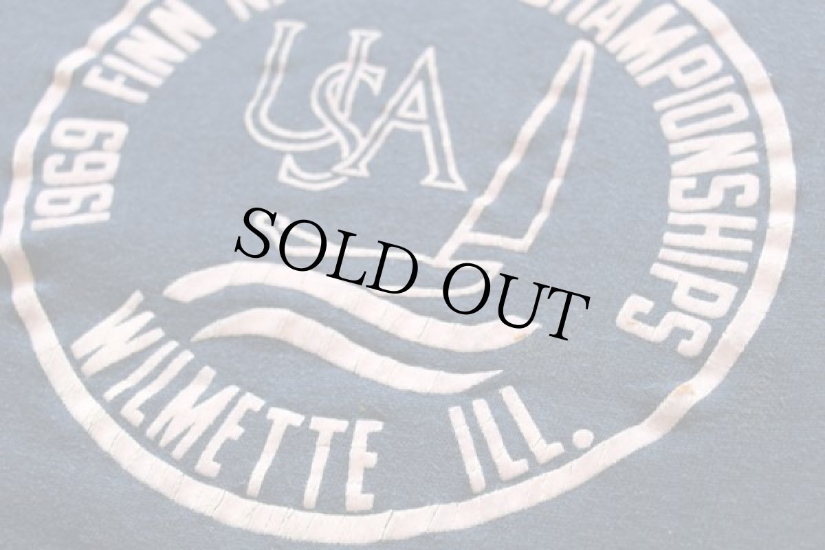 画像3: 60s FINN NATIONAL CHAMPIONSHIPS フロッキープリント 半袖スウェット 紺 (3)