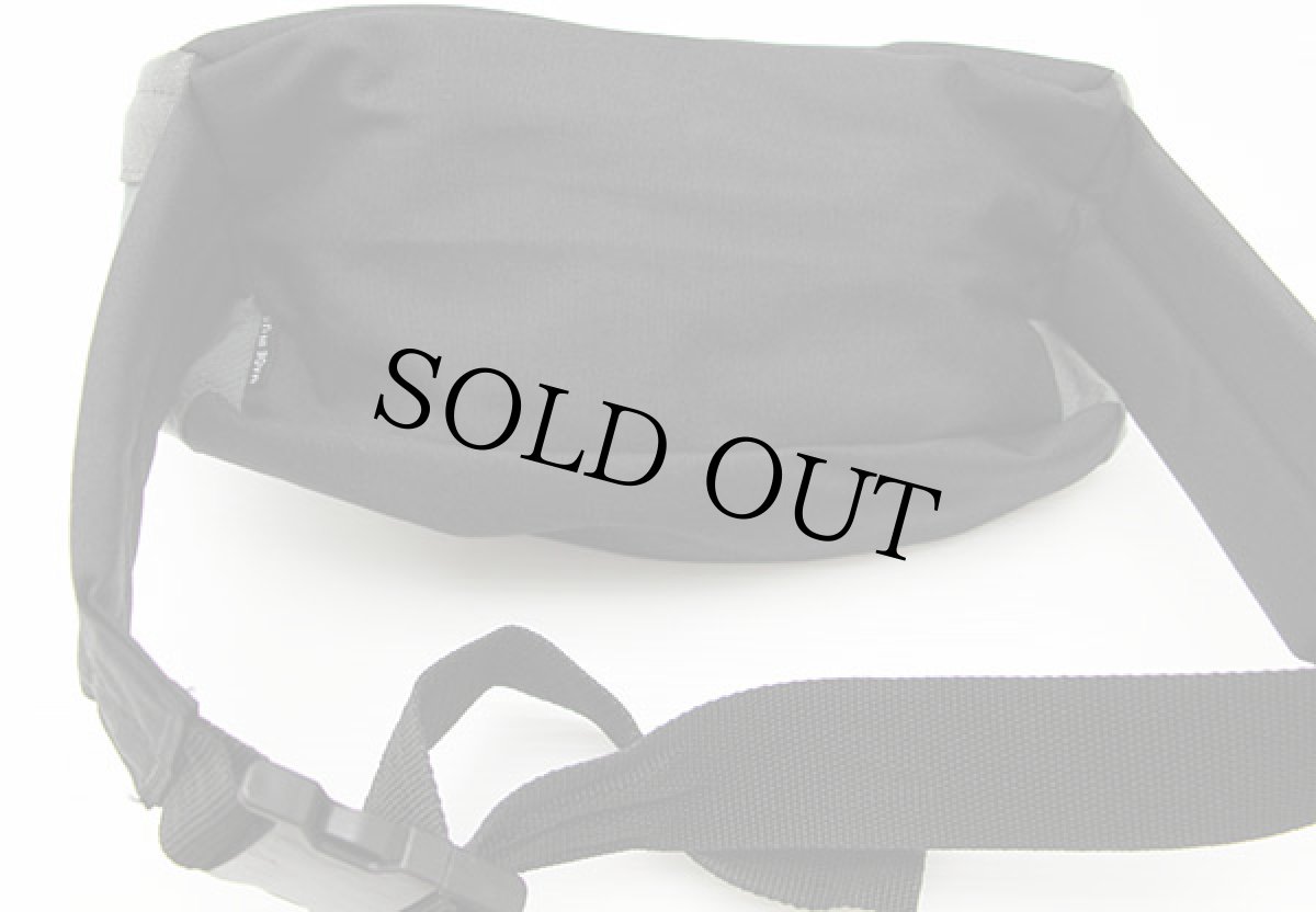 画像2: 90s USA製 OUTDOOR PRODUCTSアウトドアプロダクツ ナイロン ウエストバッグ グレー×黒 (2)