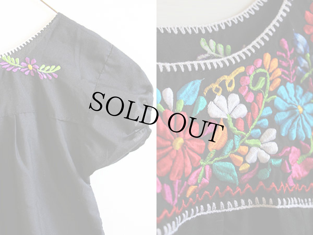 画像3: メキシコ 花柄刺繍 チュニック 黒 (3)