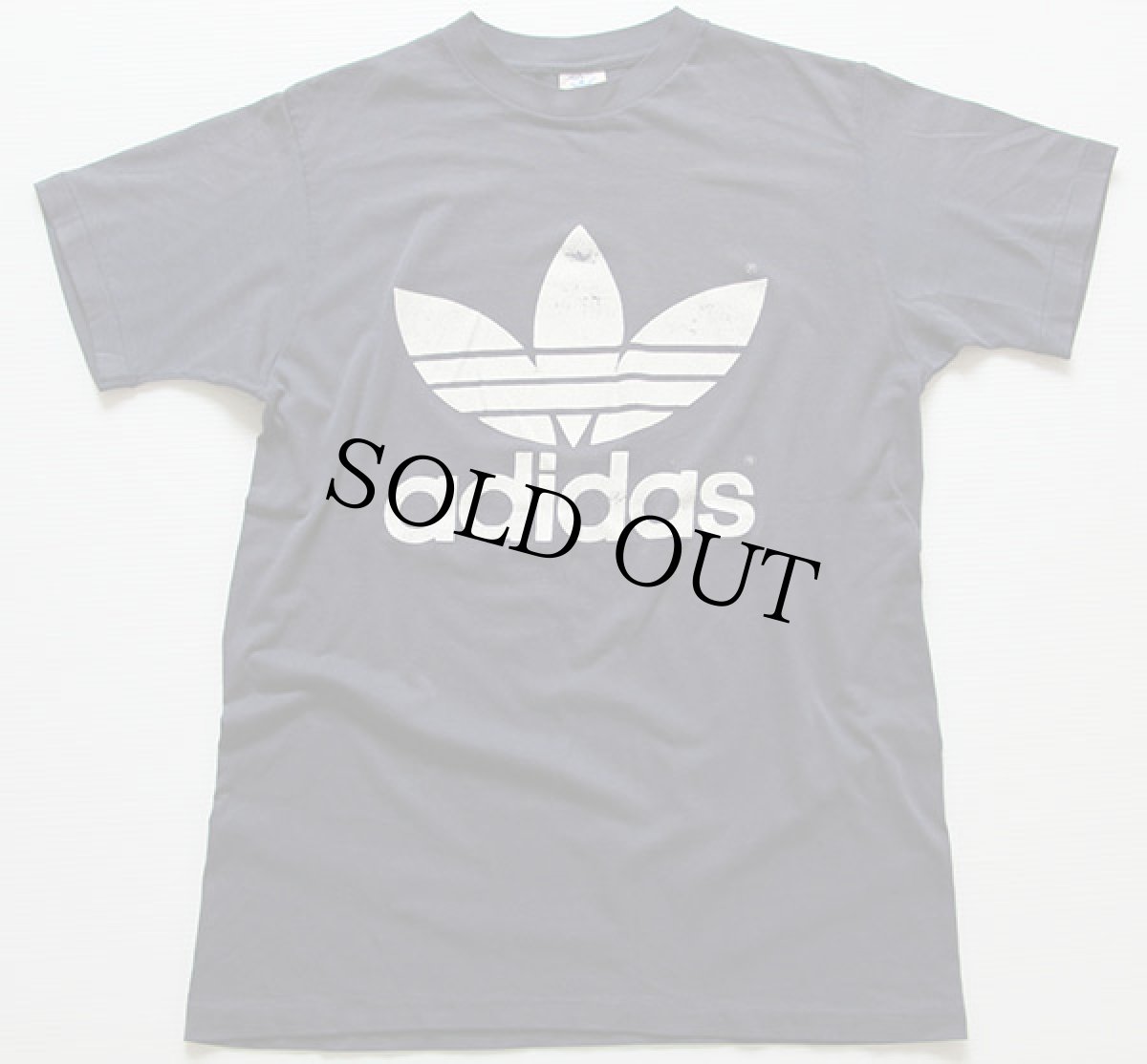 画像2: 80s USA製 adidasアディダス トレフォイル ビッグロゴ Tシャツ 紺 M (2)