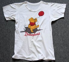 画像2: 70s Disneylandディズニーランド クマのプーさん 染み込みプリント コットンTシャツ 白 (2)