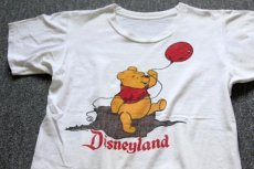 画像1: 70s Disneylandディズニーランド クマのプーさん 染み込みプリント コットンTシャツ 白 (1)