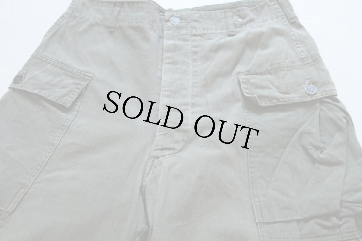 画像2: 40s 米軍 U.S.ARMY M-43 HBT ヘリンボーンツイル カーゴパンツ w32 L33 (2)