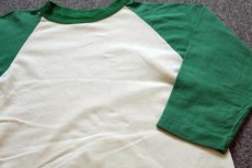 画像2: 70s USA製 RUSSELLラッセル 無地 七分袖 ラグランTシャツ 生成り×緑 M (2)