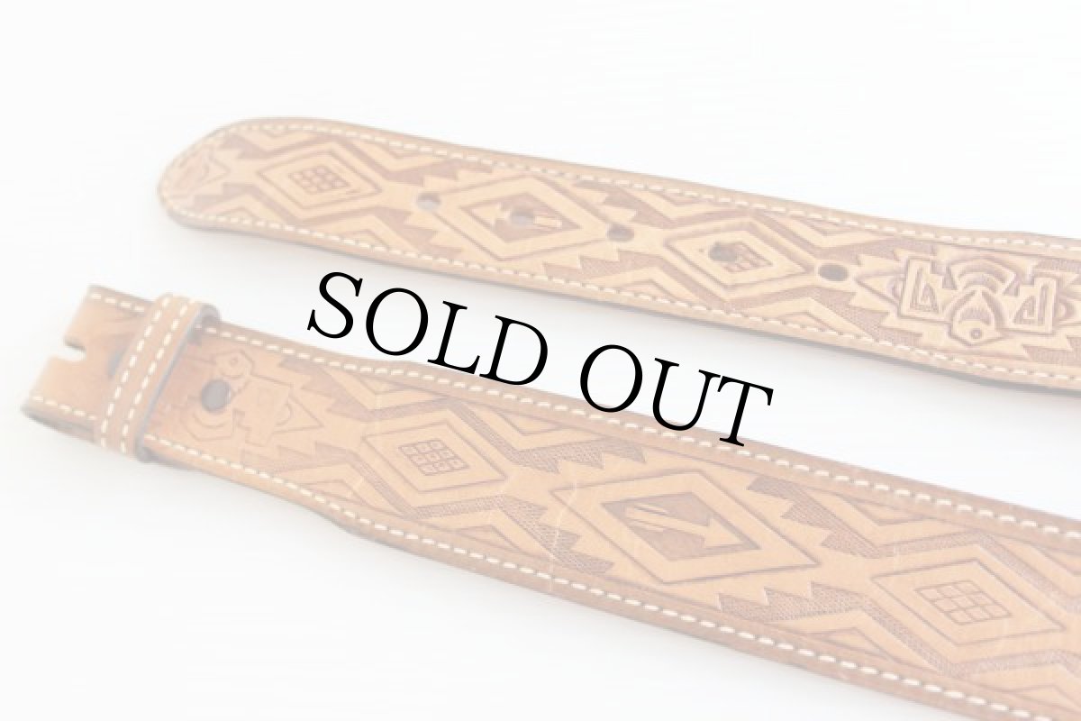 画像2: USA製 TEXTAN サンダーバード ネイティブ柄 カービング レザーベルト 茶 34★841 (2)