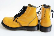 画像2: 英国製 DR.MARTENSドクターマーチン キャップトゥ 6ホールブーツ パテント マスタード UK5 (2)