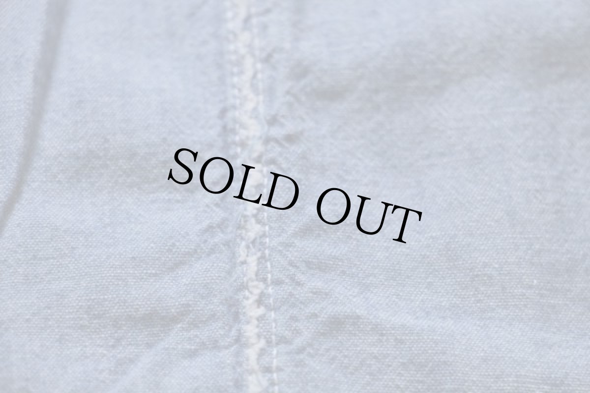 画像9: 70s ミッキー マウス 染み込み バックプリント コットン シャンブレーシャツ M (9)