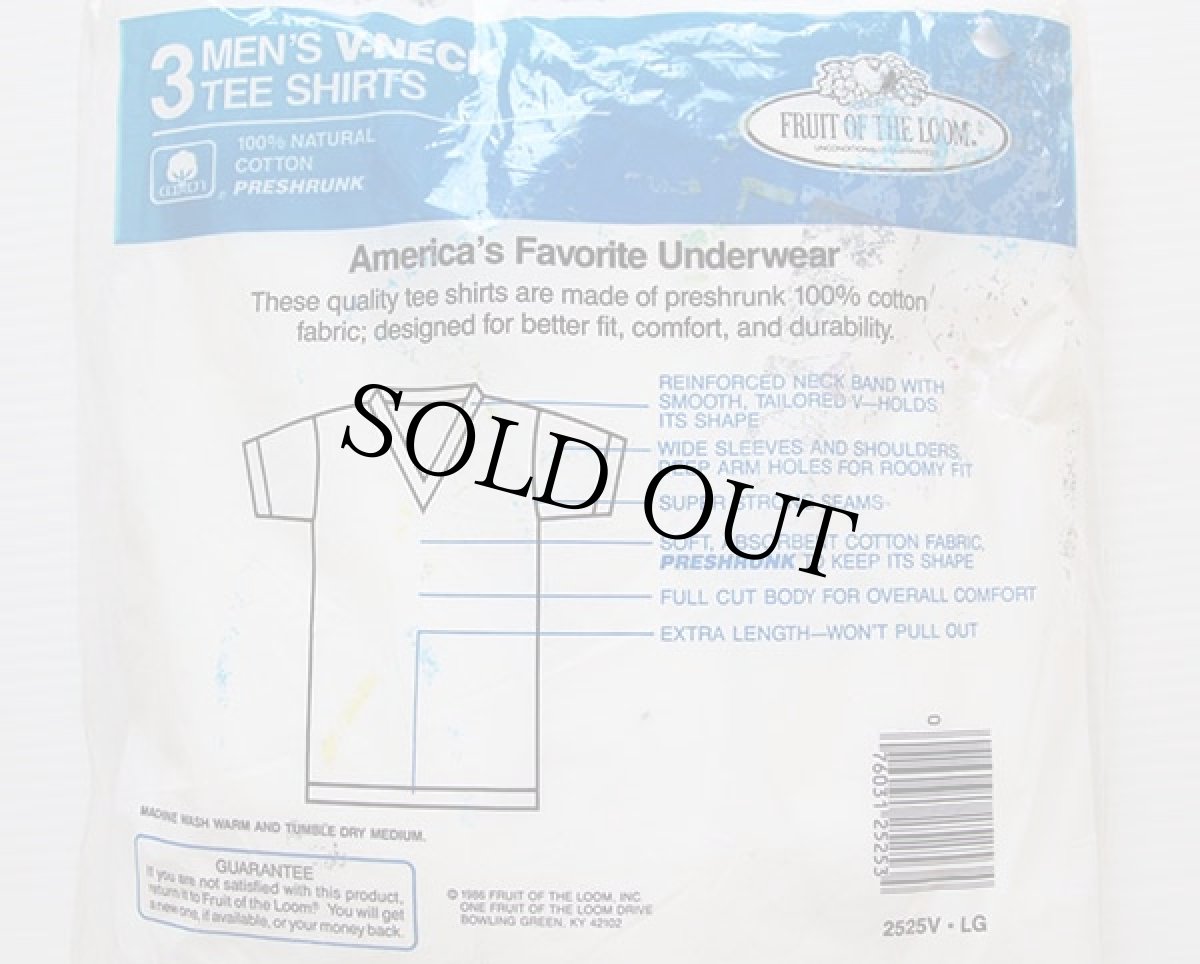 画像2: デッドストック★80s USA製 FRUIT OF THE LOOM 無地 Vネック コットンTシャツ 白 L 3パック (2)