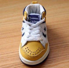 画像2: CONVERSEコンバース WEAPONウエポン LAKERSレイカーズ カラー キーホルダー (2)