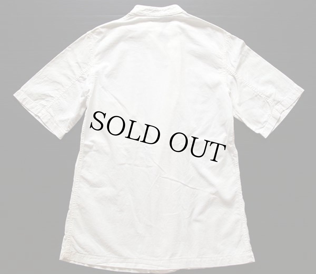 画像2: ビンテージ 米軍 スタンドカラー 半袖 メディカルシャツ 白 M (2)