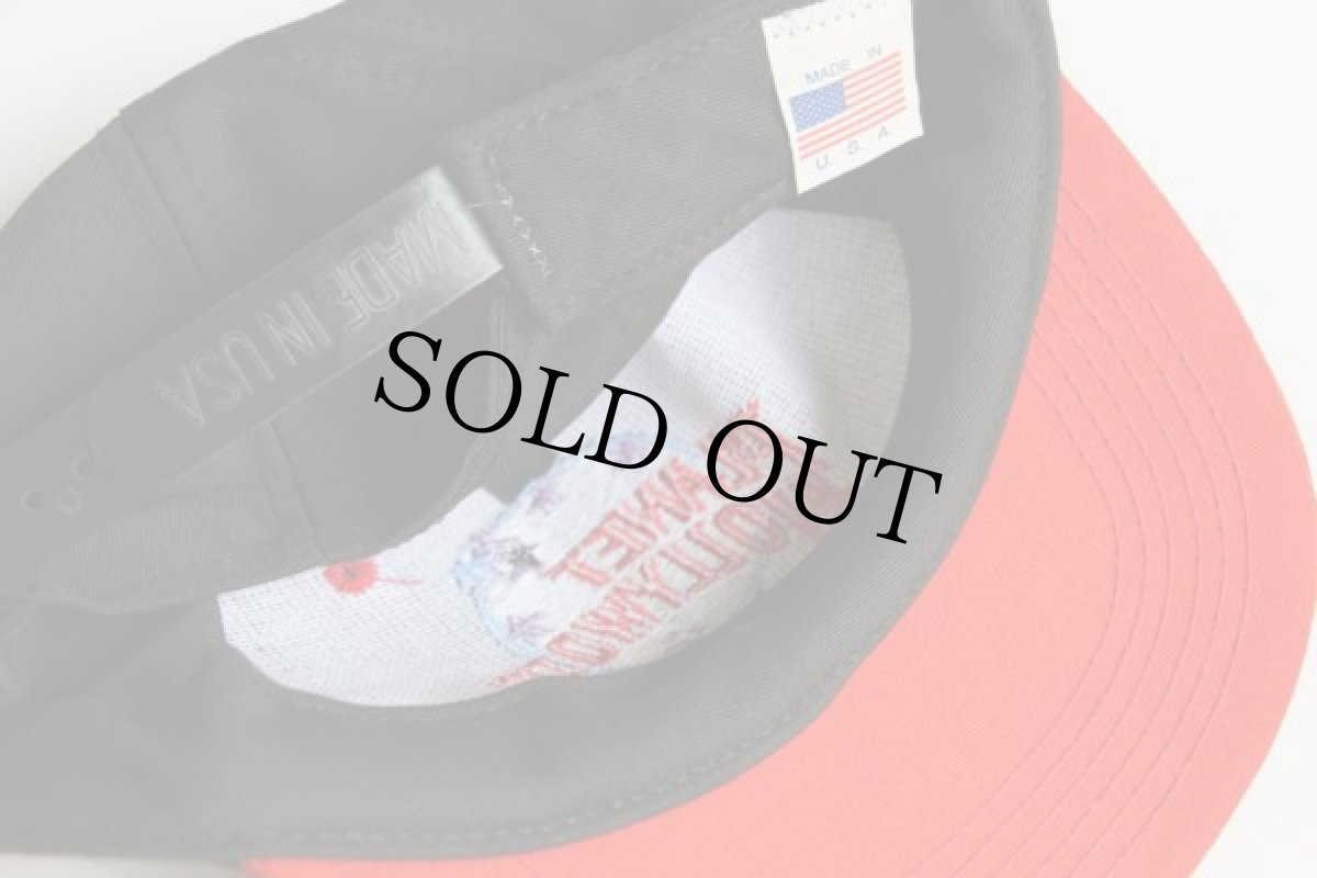 画像3: 90s USA製 PLANET HOLLYWOOD ロゴ刺繍 ツートン コットンキャップ 黒×赤 (3)