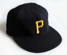 画像1: 90s USA製 NEW ERA MLB Pittsburgh Pirates ウール ベースボールキャップ 黒 7 1/8 (1)