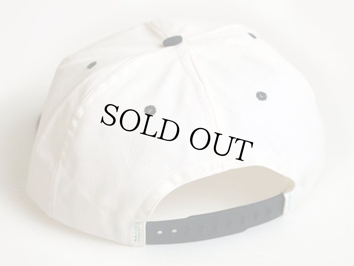 画像2: 80s USA製 Swingster DEKALB ロゴ刺繍 ツートン コットンキャップ 白×緑 (2)