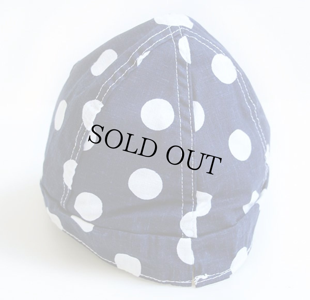 画像2: デッドストック★ビンテージ UNKNOWN ドット柄 コットン キャップ 紺×白 キッズM (2)