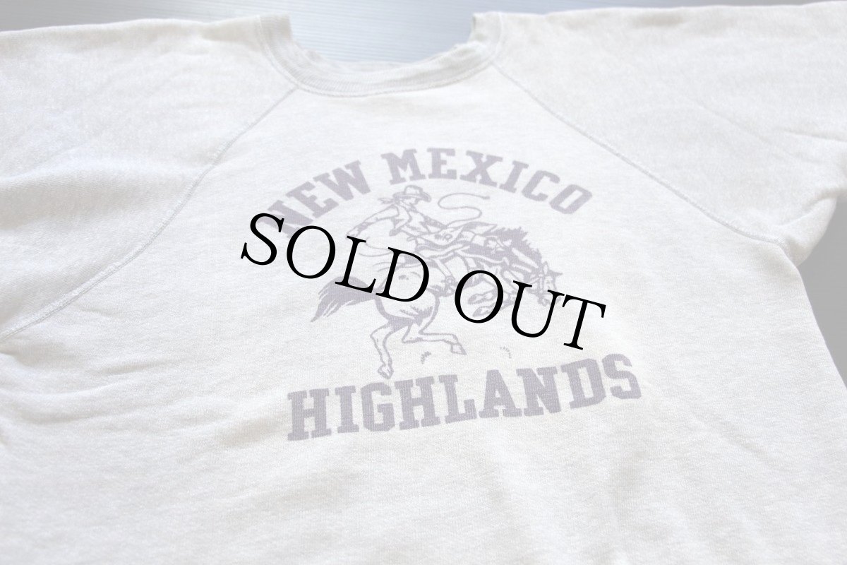 画像3: 50s Sportswear NEW MEXICO HIGHLANDS カウボーイ 染み込みプリント スウェット 杢グレー (3)