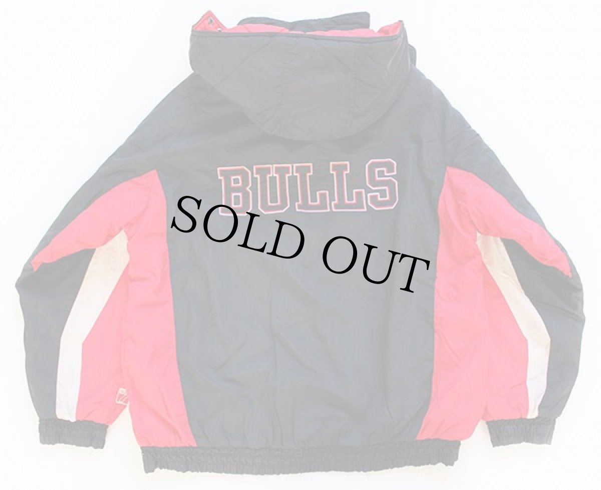 画像2: 90s LOGO7 CHICAGO BULLS シカゴ ブルズ 中綿入り ナイロンパーカー ボーイズXL (2)