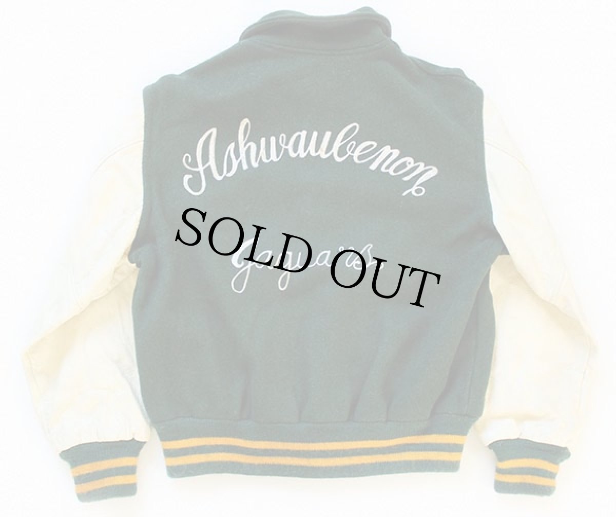 画像2: 70s KAYE BROS パッチ付き チェーン刺繍 メルトン ウール 袖革スタジャン 緑 (2)